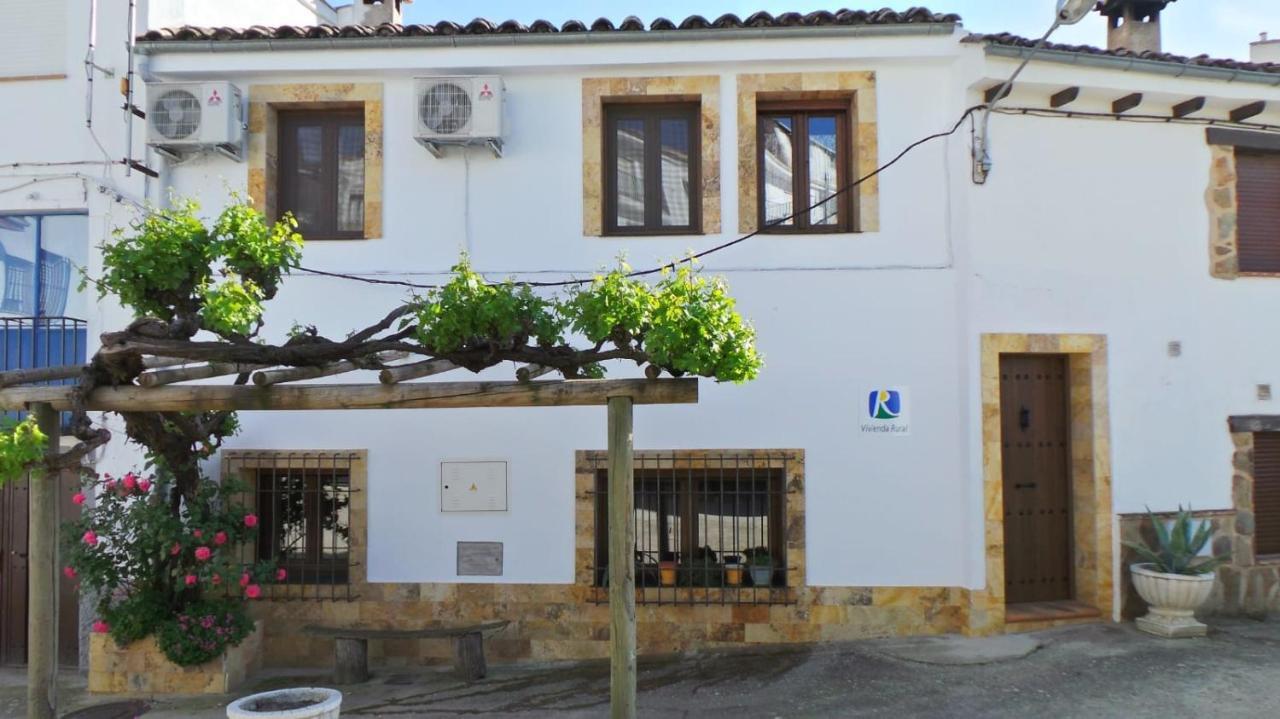 Vivienda Rural Fuente De Los Gusarapos Burunchel Exteriör bild